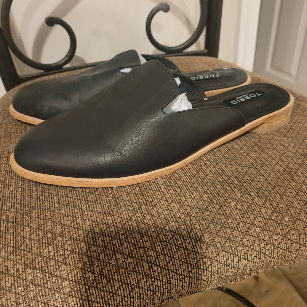 Torrid 12 Wide Width Mule Leather Slip Ons Shoes Flats Work Casual Party Date